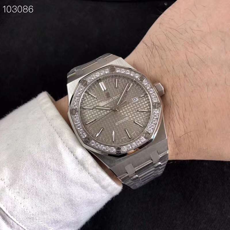 オーデマピゲ【AUDEMARSPIGUET】自動巻きメンズ時計AP-WD480-018