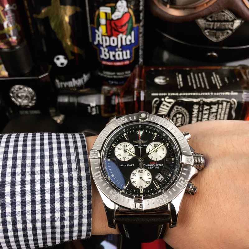 BREITLINGブライトリング腕時計クォーツ43mmメンズBR-TSH320-02