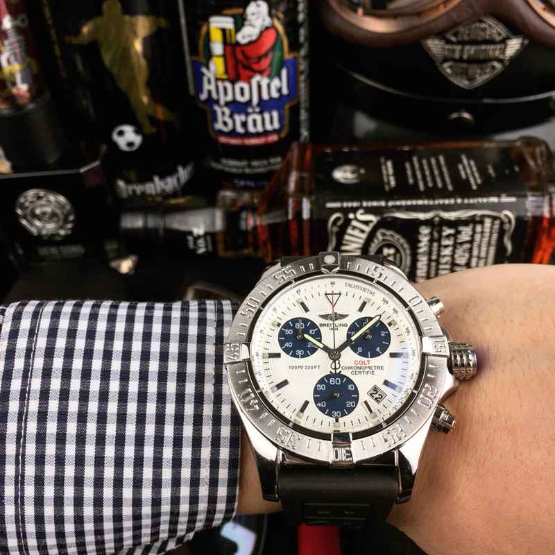 BREITLINGブライトリング腕時計クォーツ43mmメンズBR-TSH320-07