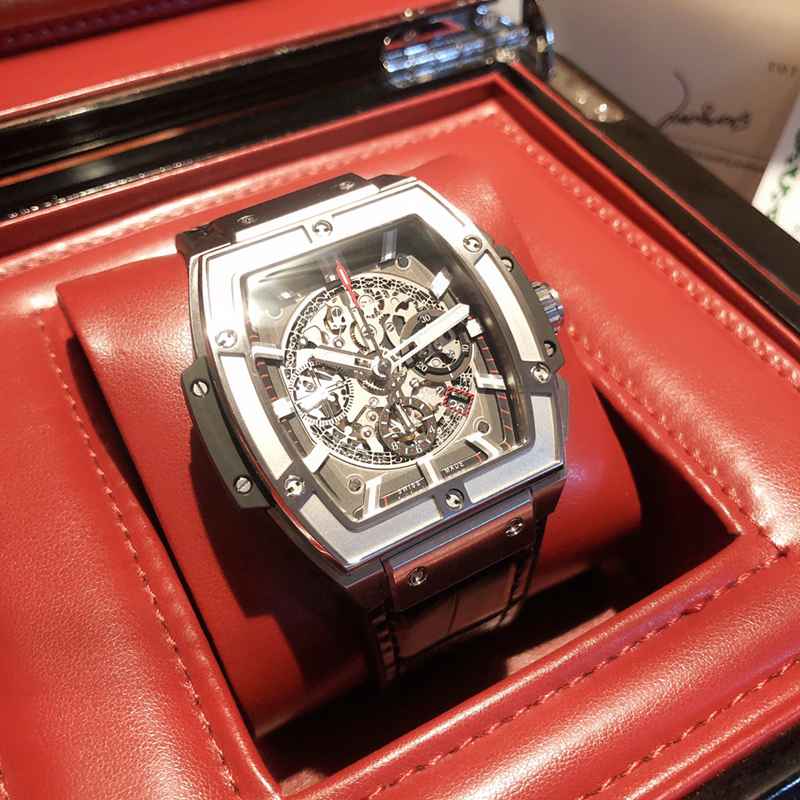 ウブロHUBLOTAsian7750搭載28800振動ビッグバンGX2001P1750-7750-17
