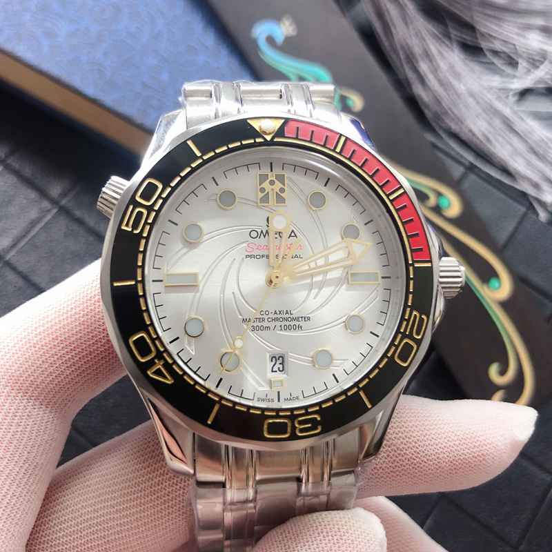 Super品オメガDIVER300MシーマスターSwiss2824ムーブメント搭載GX2002P800-2824-01