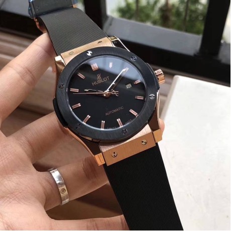 HUBLOTウブロ美品メンズ腕時計クォーツ値下げプライスコピーHU-HYD300-005
