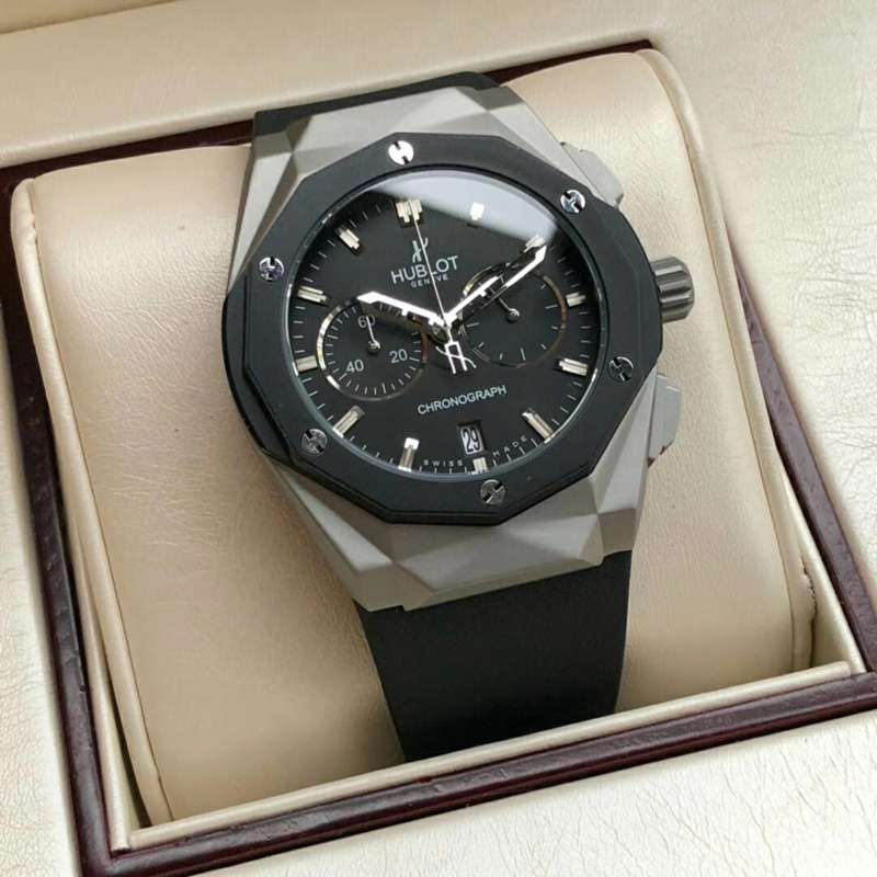 ウブロ（HUBLOT）スーパーコピーメンズ腕時計クォーツ（日本製）HU-HYD330-003