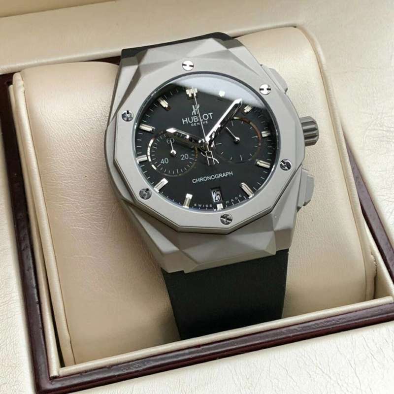 ウブロ（HUBLOT）スーパーコピーメンズ腕時計クォーツ（日本製）HU-HYD330-005