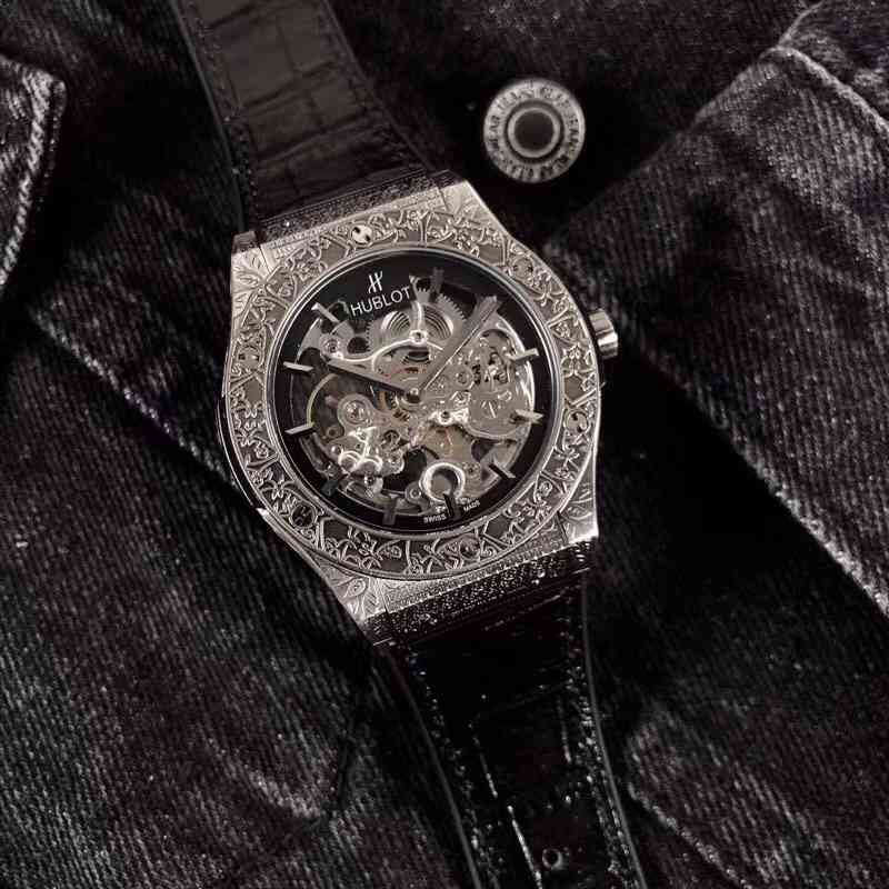ウブロ（HUBLOT）メンズ自動巻き彫りケーススーパーコピー時計HU-TSH580-030