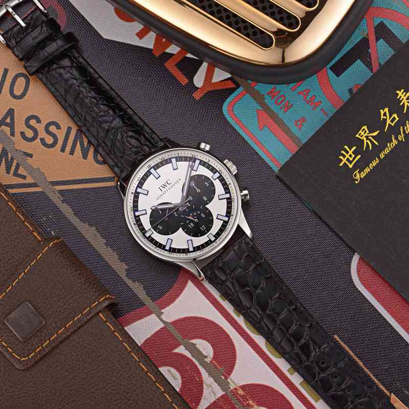 IWCパイロットウォッチクロノグラフ夜光功能メンズIWC-TSH340-08　