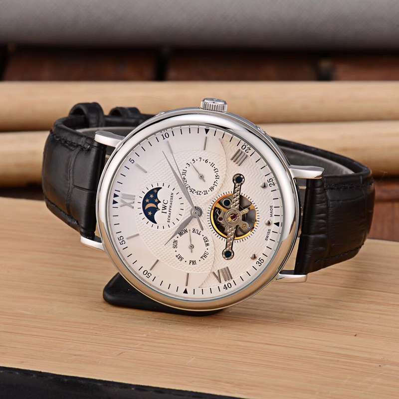 IWC(アイダブリューシー)腕時計42mm自動巻きメンズIWC-TSH360-082　