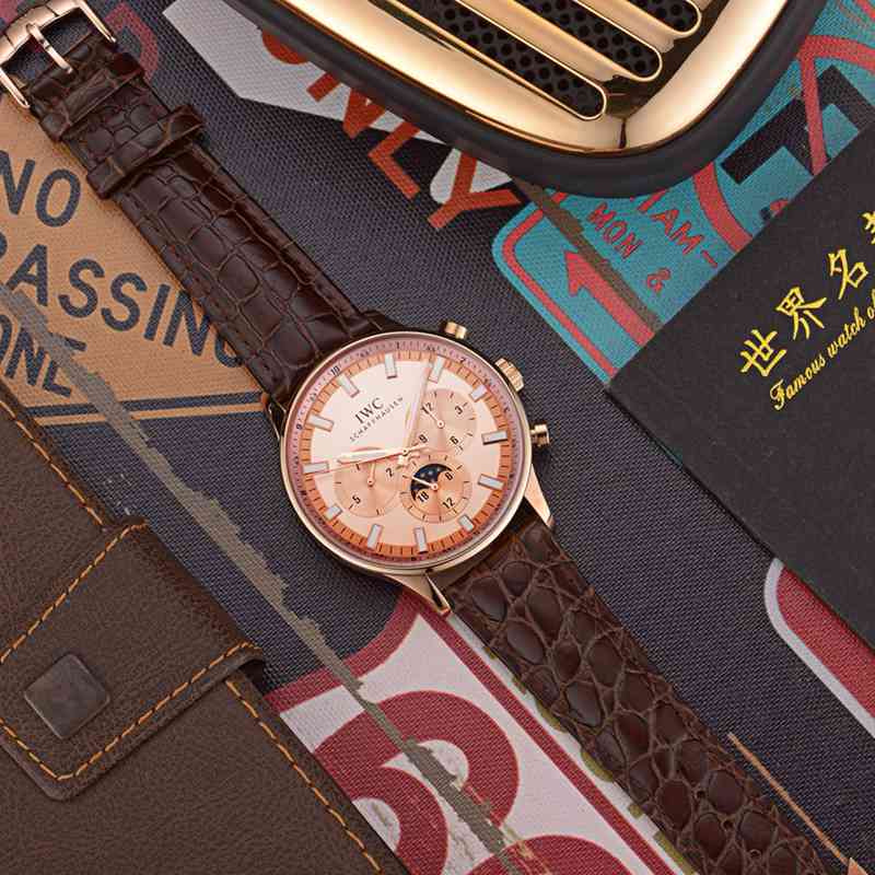 IWCパイロットウォッチクロノグラフ夜光功能メンズIWC-TSH360-09　
