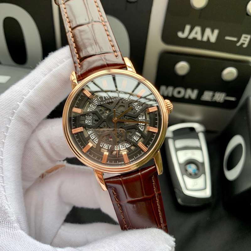 IWC(アイダブリューシー)腕時計40mm自動巻きメンズIWC-TSH420-44　