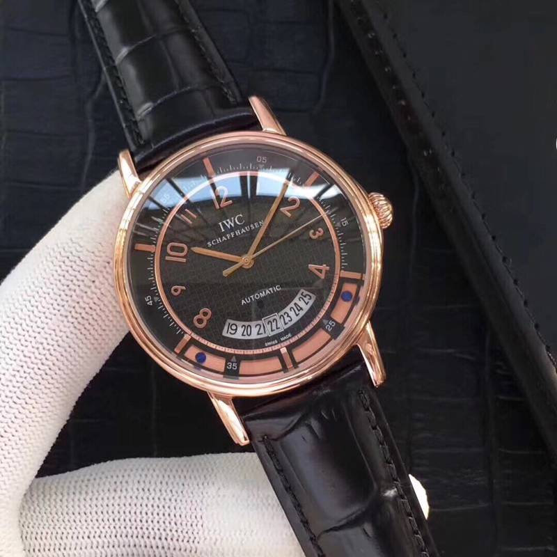 IWC(アイダブリューシー)腕時計42mm自動巻きメンズIWC-TSH420-24　