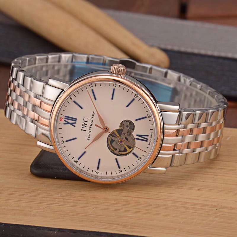 IWC(アイダブリューシー)腕時計42mm自動巻きメンズIWC-TSH420-25　