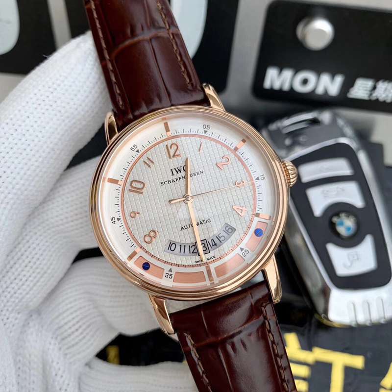 IWC(アイダブリューシー)腕時計41mm自動巻きメンズIWC-TSH440-068　