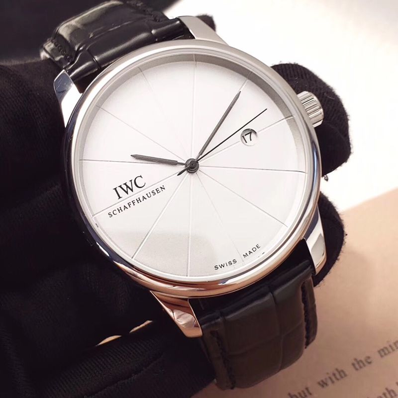 IWC(アイダブリューシー)腕時計自動巻き40mmメンズIWC-WD520-093　