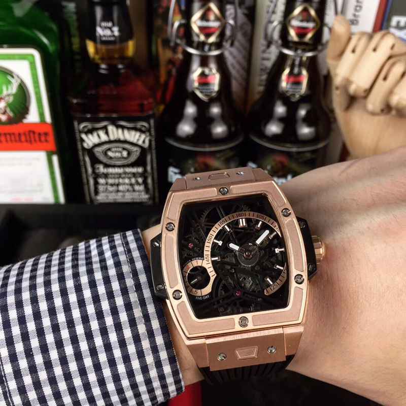 ウブロHUBLOT2836-2ムーブメント搭載！ビッグバンTSH2001P1000-4100-23