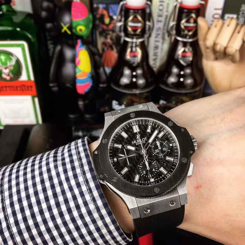 ウブロSWISS4100搭載28800振動(自動巻き)ビッグバンTSH2001P1650-4100-02