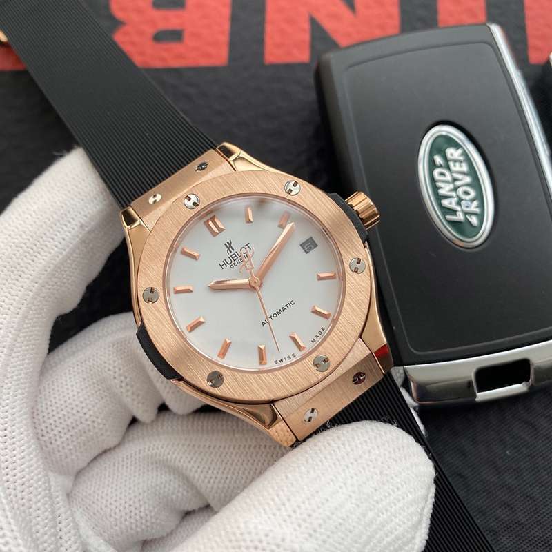 ウブロHUBLOTクラシックフュージョンレディース21600振動TSH2001P340-HU19
