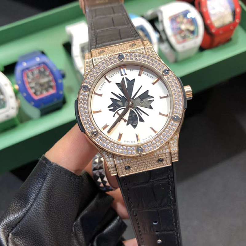 ウブロHUBLOTクラシックフュージョンAsian-2836ムーブメント搭載TSH2001P550-HU11