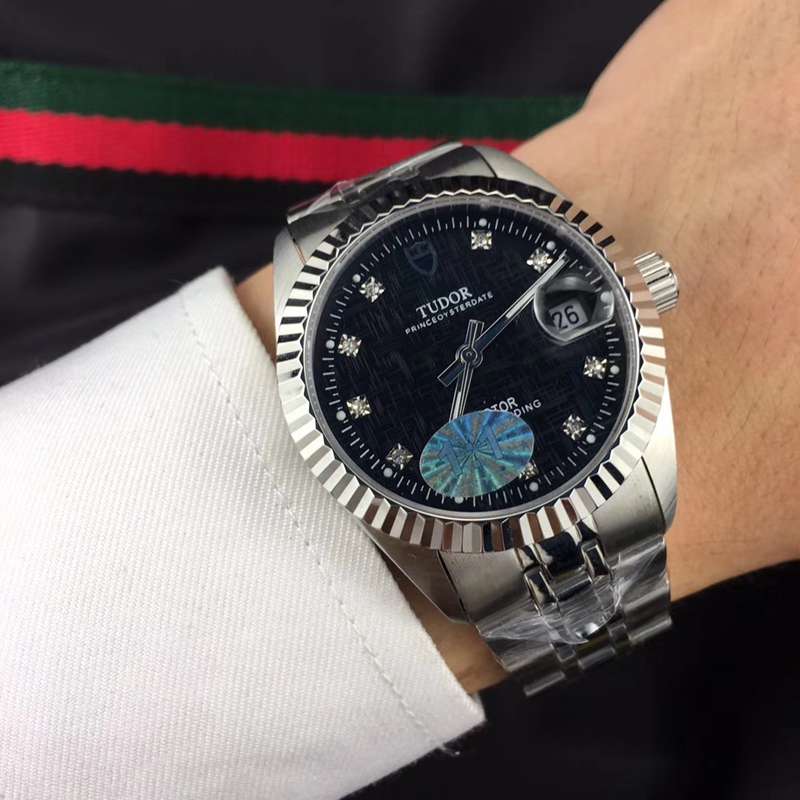 チュードル（TUDOR）スーパーコピーN級品メンズ時計40mm自動巻き腕時計TUD-DBG450-19