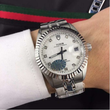 チュードル（TUDOR）メンズ時計40mm自動巻き腕時計TUD-DBG450-21