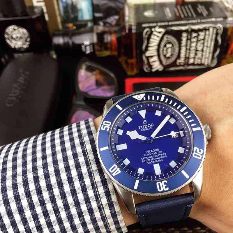 チュードル（TUDOR）メンズ時計42mm激安販売腕時計TUD-TSH360-28