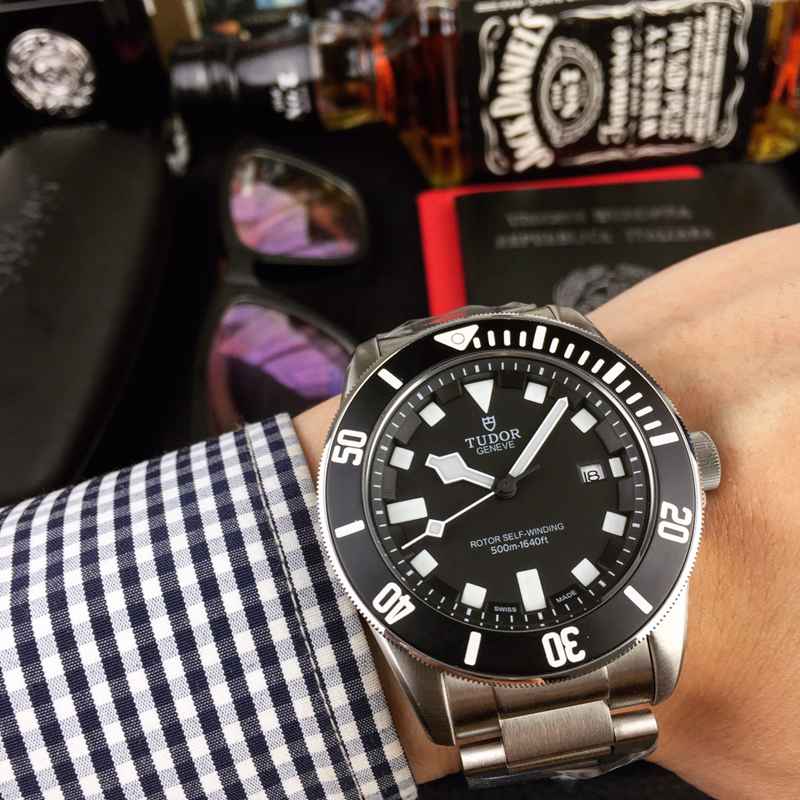 チュードル（TUDOR）メンズ時計42mm激安販売腕時計TUD-TSH380-25