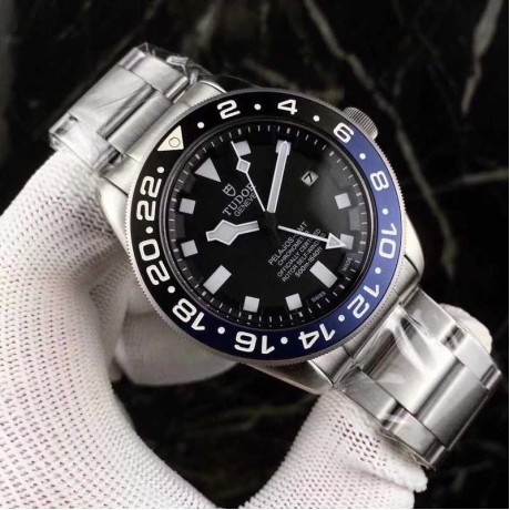 チュードル（TUDOR）メンズ時計42mm自動巻き腕時計TUD-TSH410-16