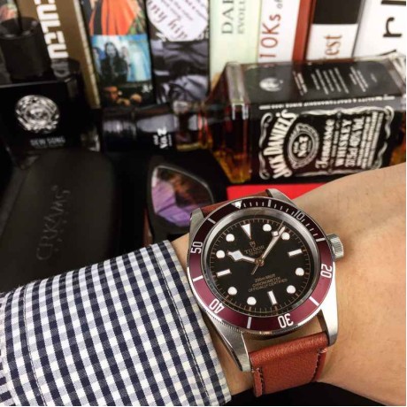 チュードル（TUDOR）メンズ時計腕時計42mm値下受付TUD-TSHM340-07