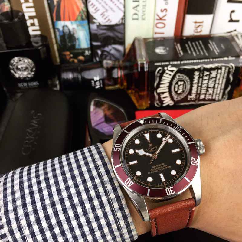 チュードル（TUDOR）メンズ時計腕時計42mm値下受付TUD-TSHM340-07