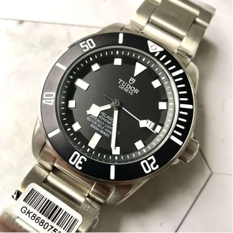 チュードル（TUDOR）メンズ時計腕時計42mm値下受付TUD-TSHM470-01