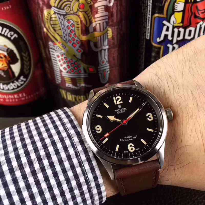 チュードル（TUDOR）メンズ時計腕時計40mm値下受付TUD-WD430-08