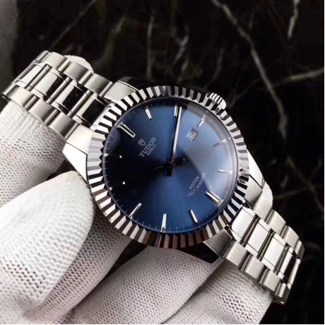 チュードル（TUDOR）スーパーコピーN級品メンズ時計42mm自動巻き腕時計TUD-WD680-16