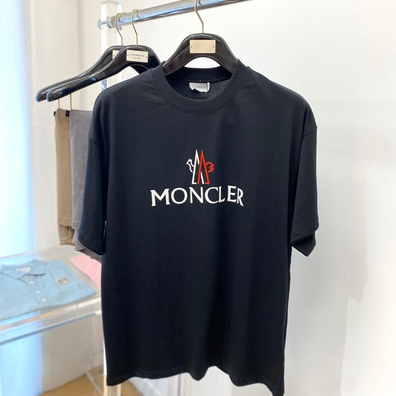 新品激安モンクレール半袖Tシャツトップス男着2506AAJ110-MO033