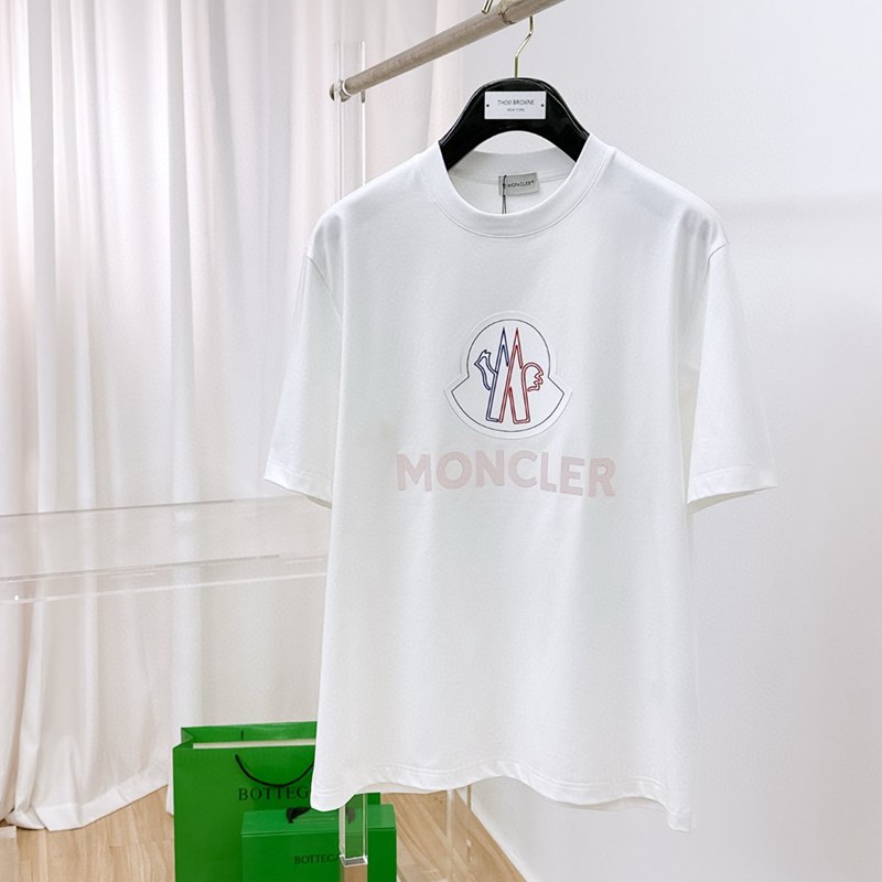 新品激安モンクレール半袖Tシャツトップス男着2506AAJ150-MO010