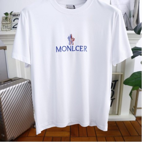 新品激安モンクレール半袖Tシャツトップス男着2506AAJ180-MO047