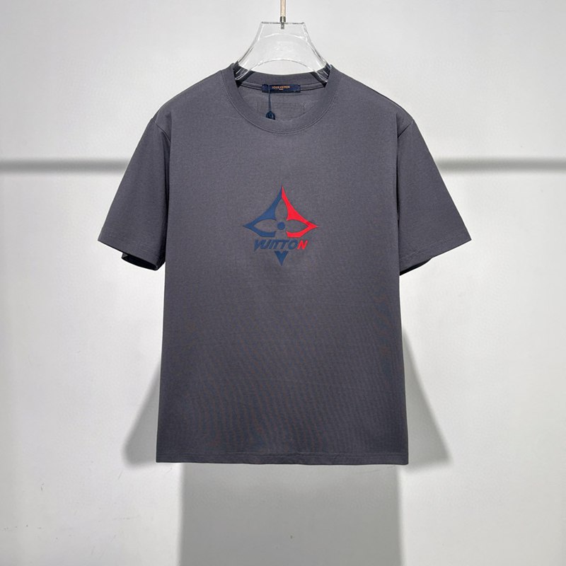新品激安ルイヴィトン半袖カットソーTシャツ男着2506AAJ80-LU016