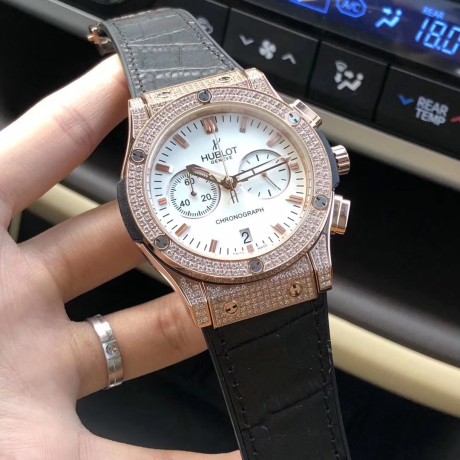 ウブロ（HUBLOT）スーパーコピーメンズ腕時計クォーツ（日本製）HU-HYD330-022