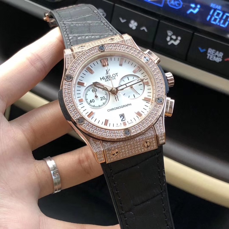 ウブロ（HUBLOT）スーパーコピーメンズ腕時計クォーツ（日本製）HU-HYD330-022