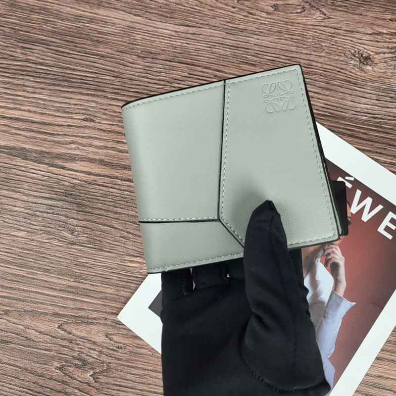 25SS新品ロエベ大人気財布短財布2503ZHJ85-L1131-1
