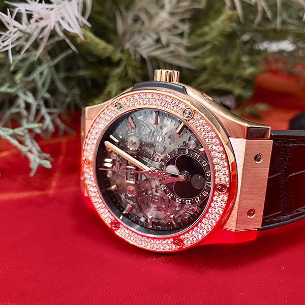 【HUBLOT】新年にふさわしい、ゴージャスで華やかな腕時計