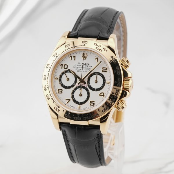 【ROLEX】逆6×オールトリチウム仕様の希少モデルの魅力~ デイトナ 16518~