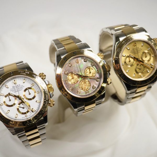 【ROLEX】コンビモデルのデイトナを、コーデ別に徹底付け比べ