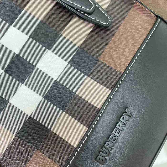 Burberry バーチブラウンタータンチェック リュック タータンチェック ブラウン 1681 サイズ:36x25x15cm