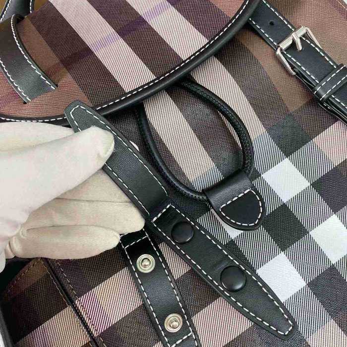 Burberry バーチブラウンタータンチェック リュック タータンチェック ブラウン 1681 サイズ:36x25x15cm