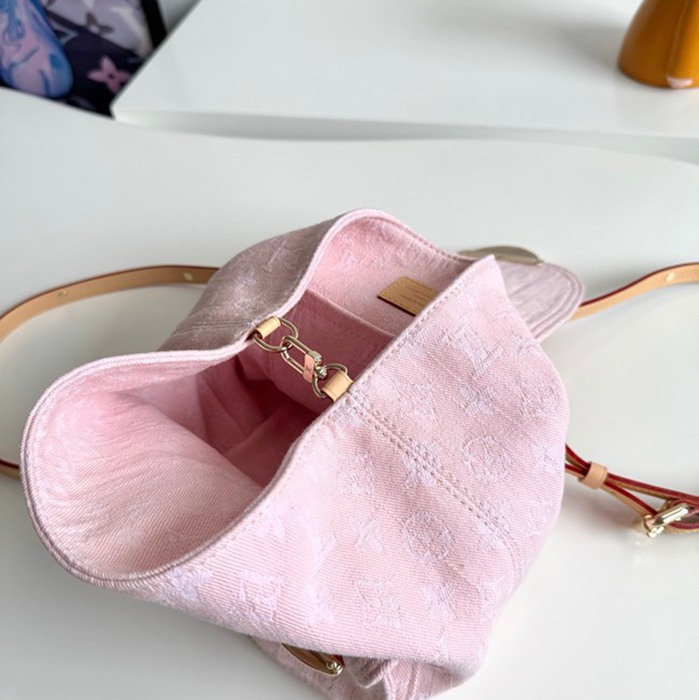 Louis Vuitton ベニス リュック モノグラム ブルー M13031 サイズ:26x24cm