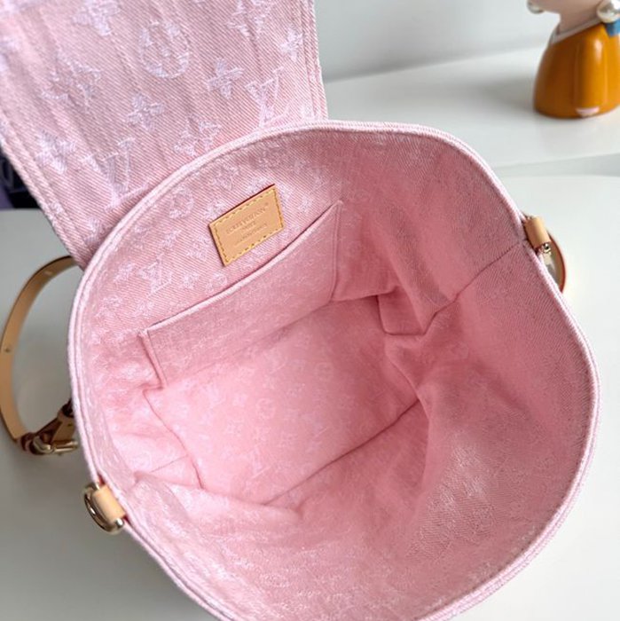 Louis Vuitton ベニス リュック モノグラム ブルー M13031 サイズ:26x24cm