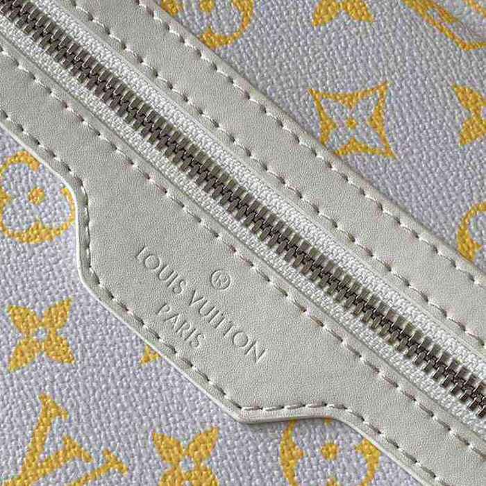 Louis Vuitton ディスカバリー リュック オールレザー ブラック M14673 サイズ:38x29x20cm