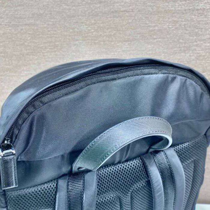 Prada 登山 リュック ナイロン ブラック 2VZ090 サイズ:57x32x19cm