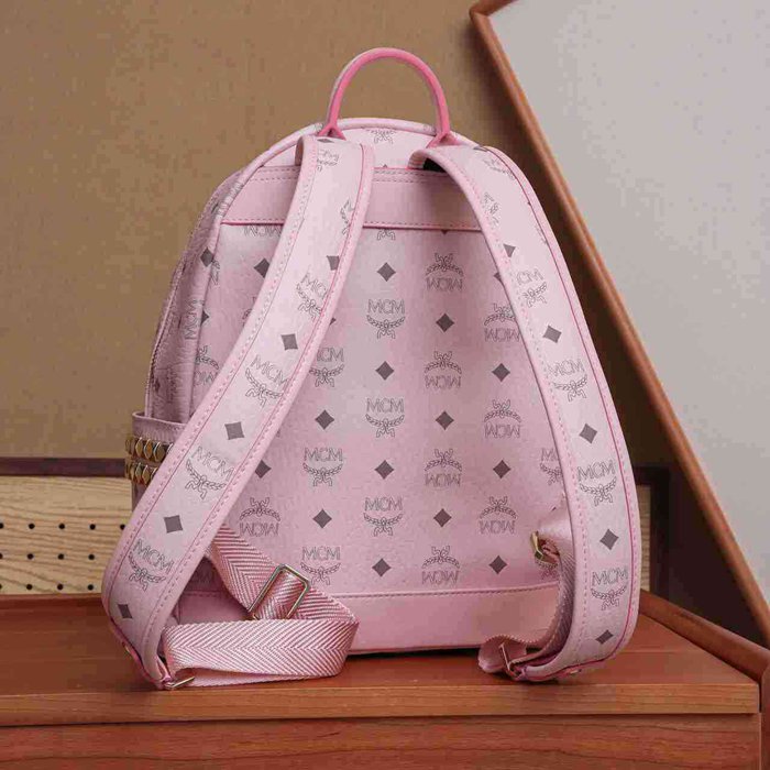 MCM スターク ライトミストピンク スモール クラシックモノグラム ピンク MMK6SVE37CO001 サイズ:33x26x13cm