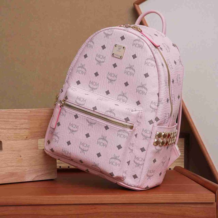 MCM スターク ライトミストピンク スモール クラシックモノグラム ピンク MMK6SVE37CO001 サイズ:33x26x13cm