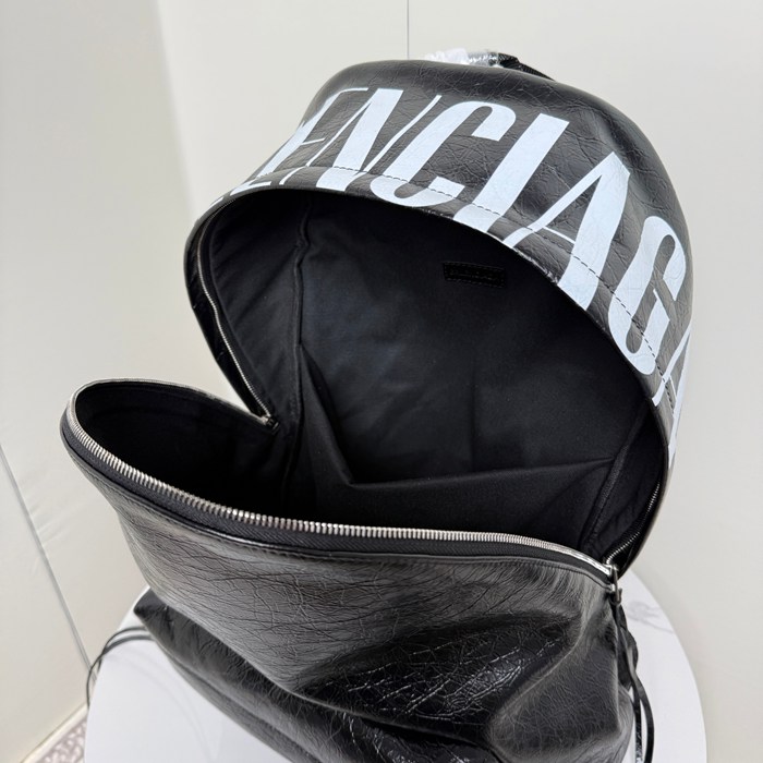Balenciaga アーミー シリーズ リュック オールレザー ブラック 188017 サイズ:47x35x18cm